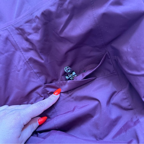 Lululemon Savasana Waterproof Jacket - Picture 6 of 12